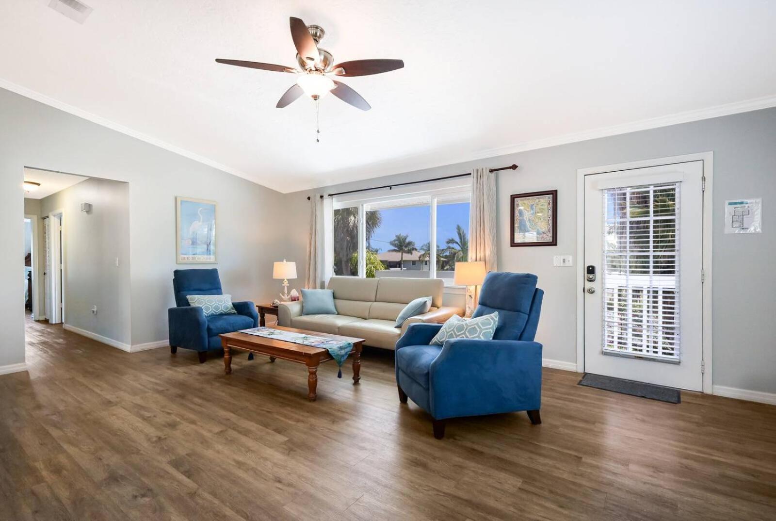 Island Girl West - Heated Pool Porches Beach Gear Walk To Beach Holmes Beach Exterior foto